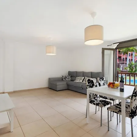 Tropical Oasis Retreat In Apartman Palm-mar